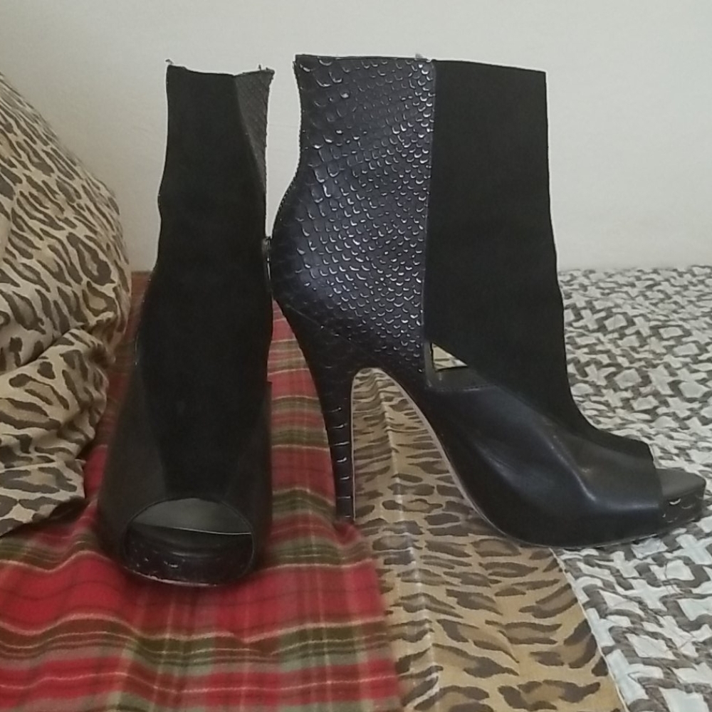 Black high-heeled ankle boot